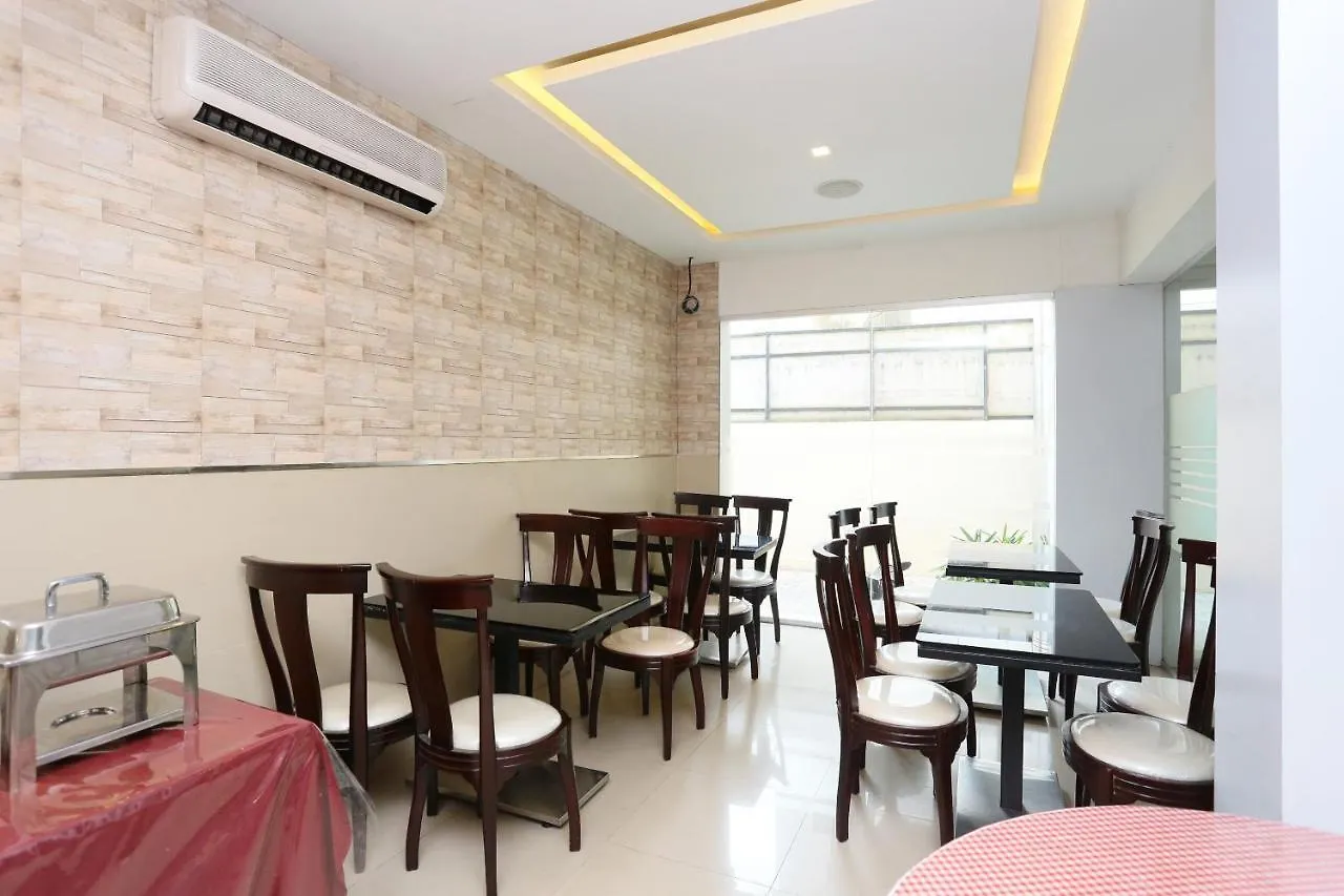 ***  Oyo 30235 Hotel Pearl Residency Thrissur India