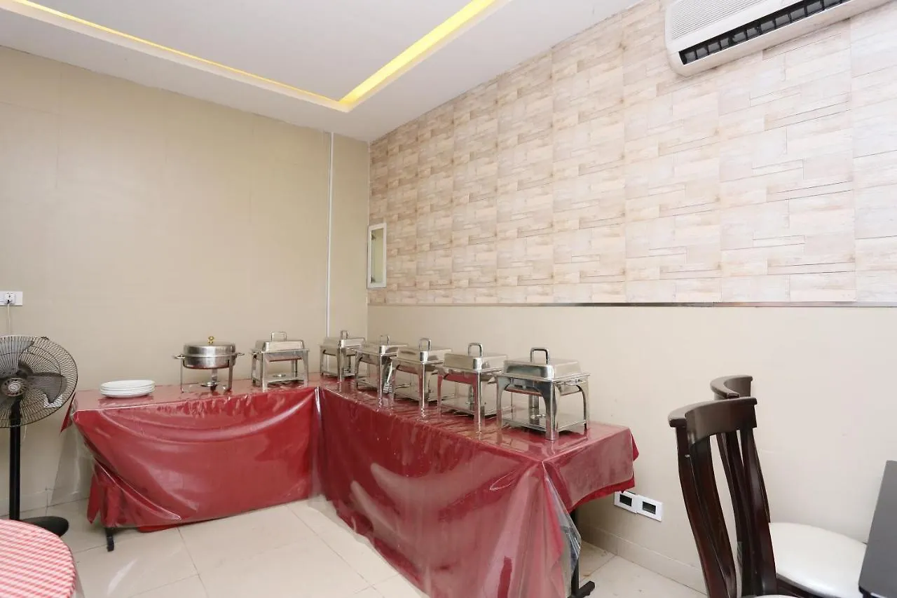 Oyo 30235 Hotel Pearl Residency Thrissur 3*,  India