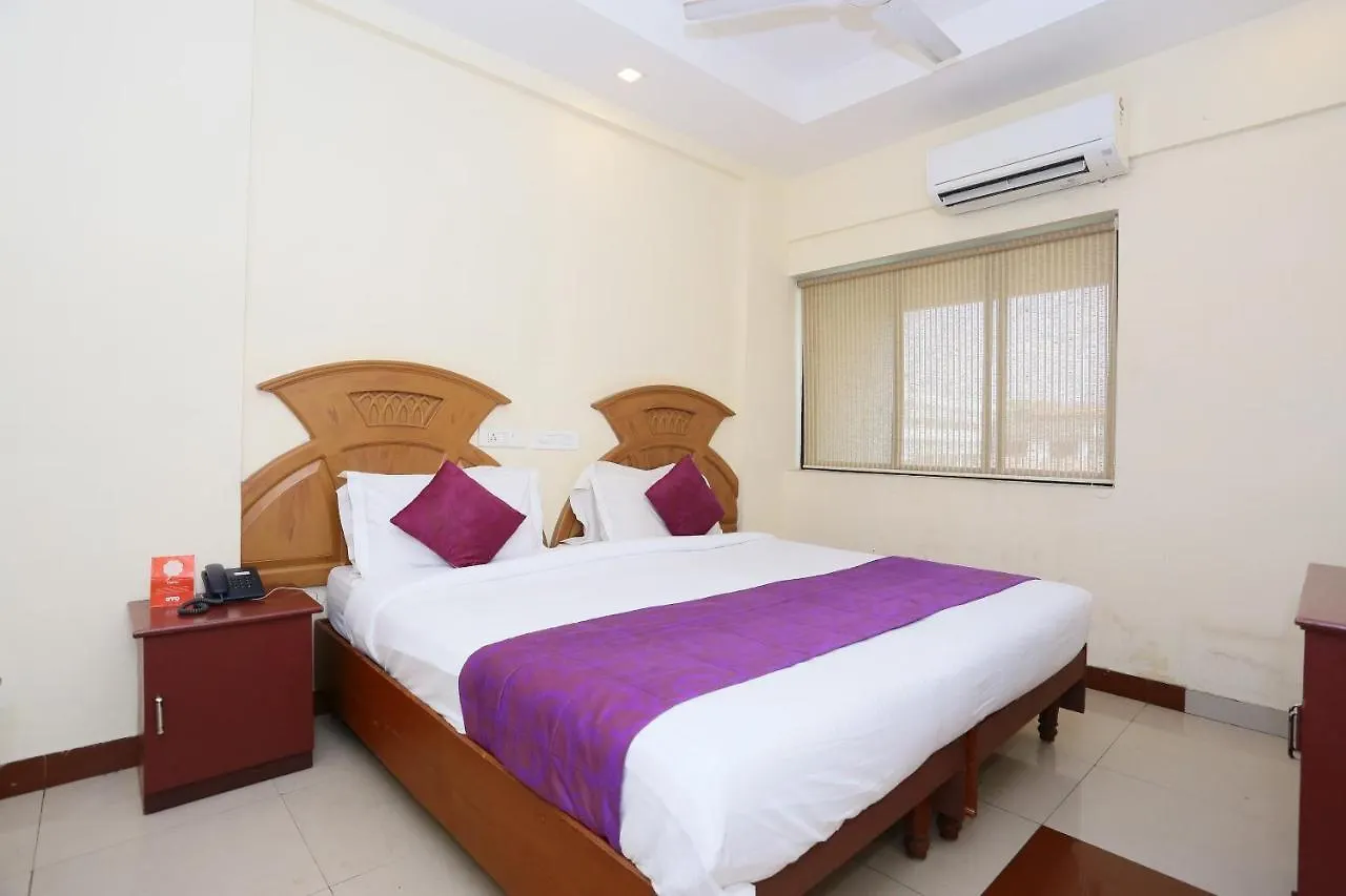 Oyo 30235 Hotel Pearl Residency Thrissur