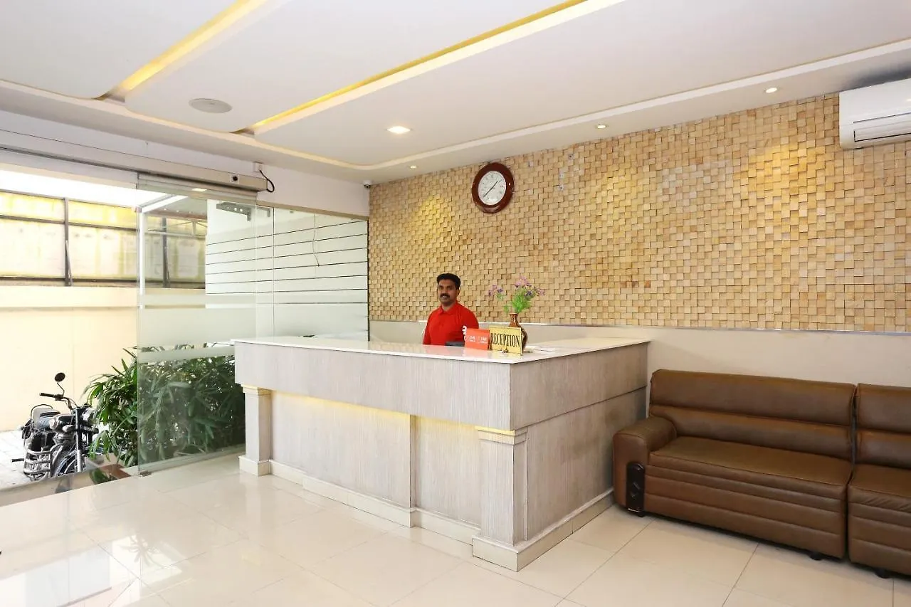 ***  Oyo 30235 Hotel Pearl Residency Thrissur India