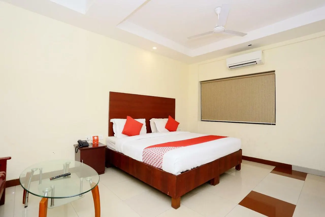 Oyo 30235 Hotel Pearl Residency Thrissur