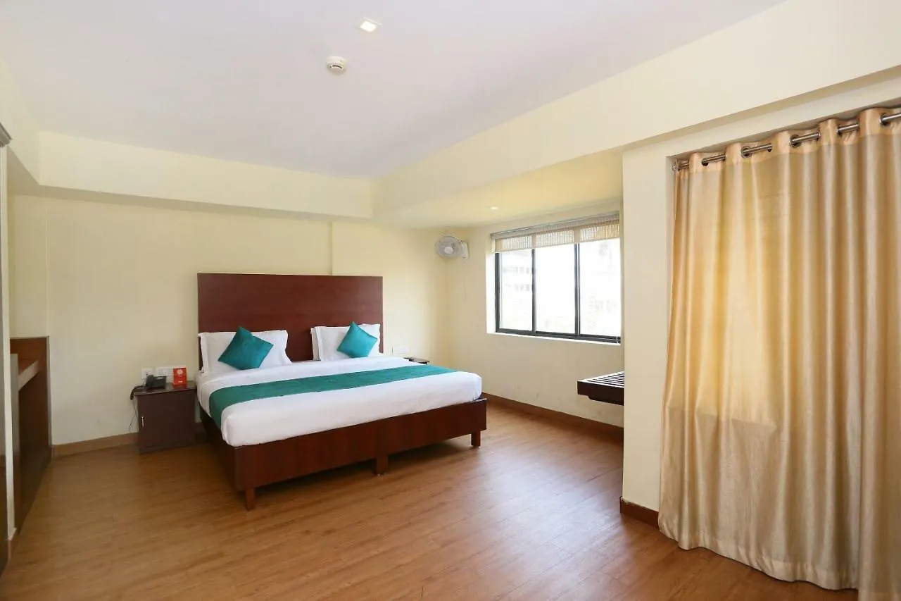 Oyo 30235 Hotel Pearl Residency Thrissur