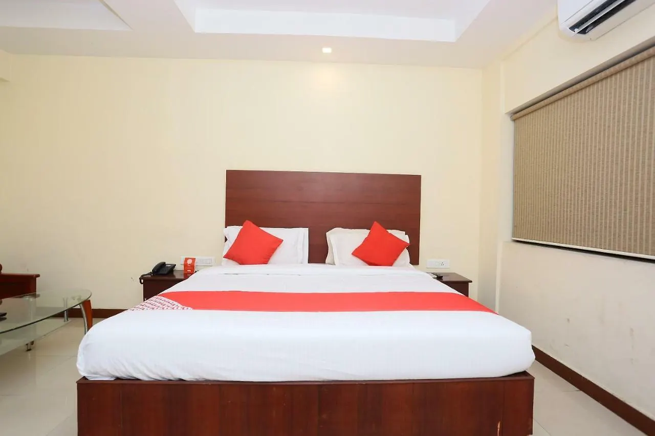 Oyo 30235 Hotel Pearl Residency Thrissur India