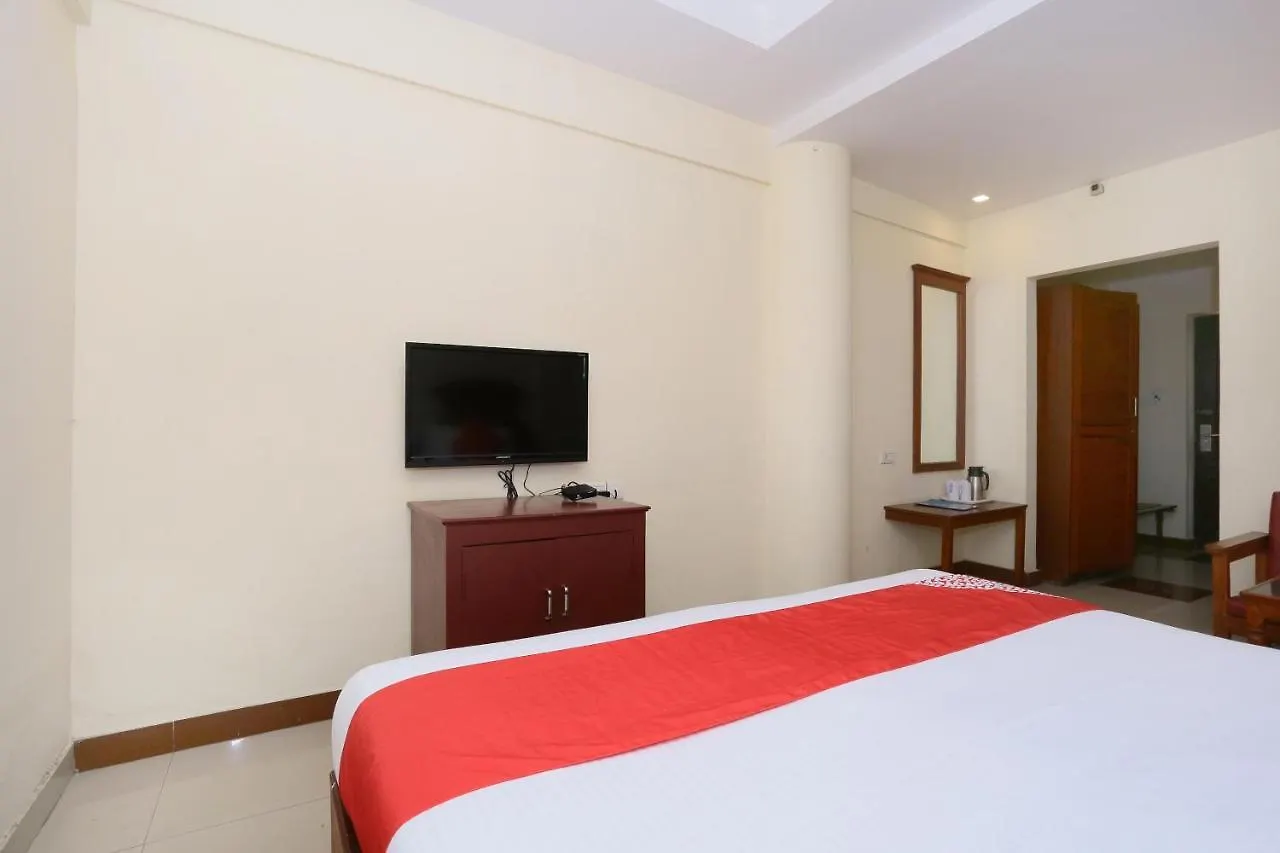 Oyo 30235 Hotel Pearl Residency Thrissur