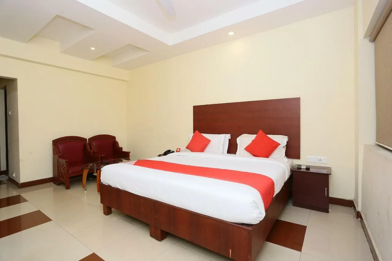 Oyo 30235 Hotel Pearl Residency Thrissur